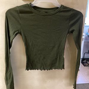 Long sleeve crop top